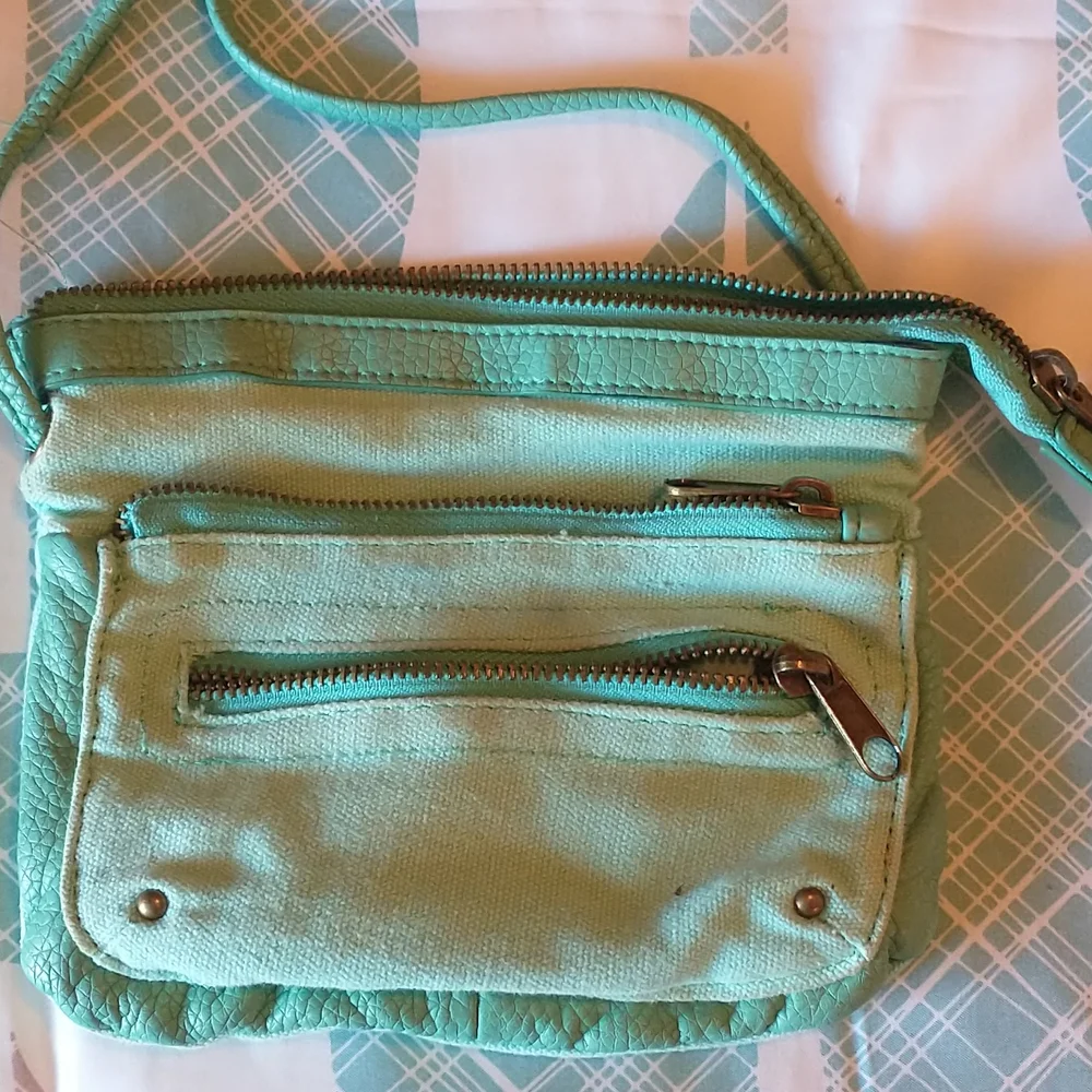 Teal mini crossbody purse - Picture 2 of 2